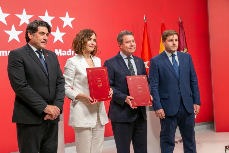 Madrid y Castilla-La Mancha renuevan el convenio que permite usar sus abonos transporte para viajes entre las dos regiones