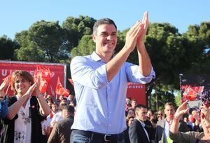 Escrutado el 92% escrutado, el PSOE gana con 122 escaños, seguido del PP que se desploma con 65 y Ciudadanos con 57