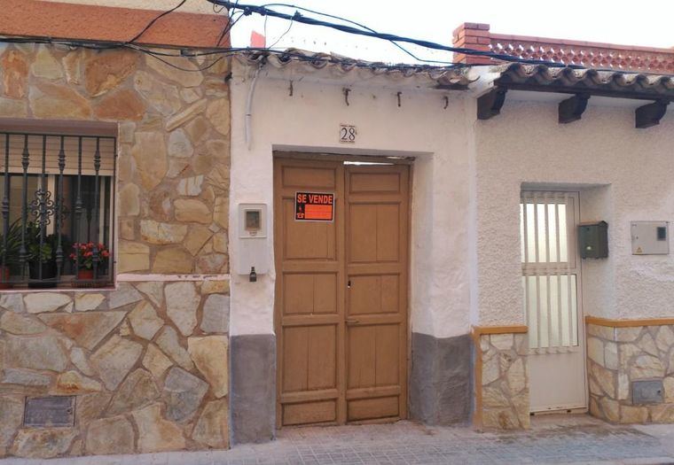 Liberbank pone a la venta 1.400 inmuebles en Castilla-La Mancha con unos descuentos de hasta el 50 % que se pueden adquirir por menos de 70.000 euros
