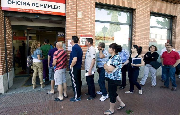 Baja el paro en Castilla-La Mancha en 3.049 personas y sube la Seguridad Social en 5.765 en mayo