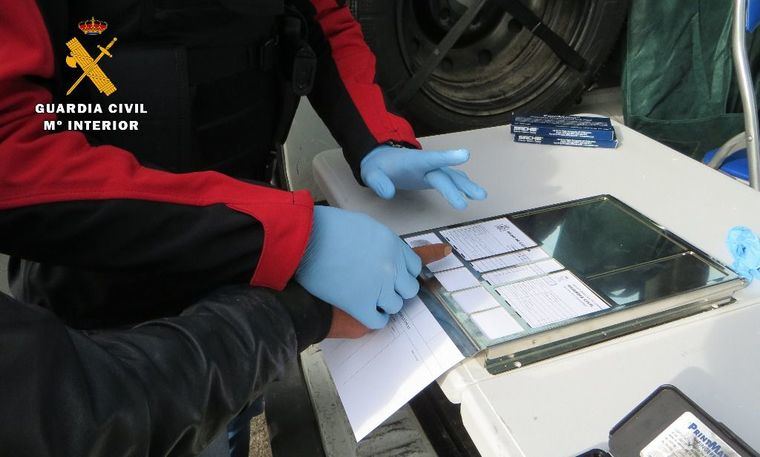 La Guardia Civil detiene al autor de dos robos con intimidación en establecimientos públicos de La Roda
