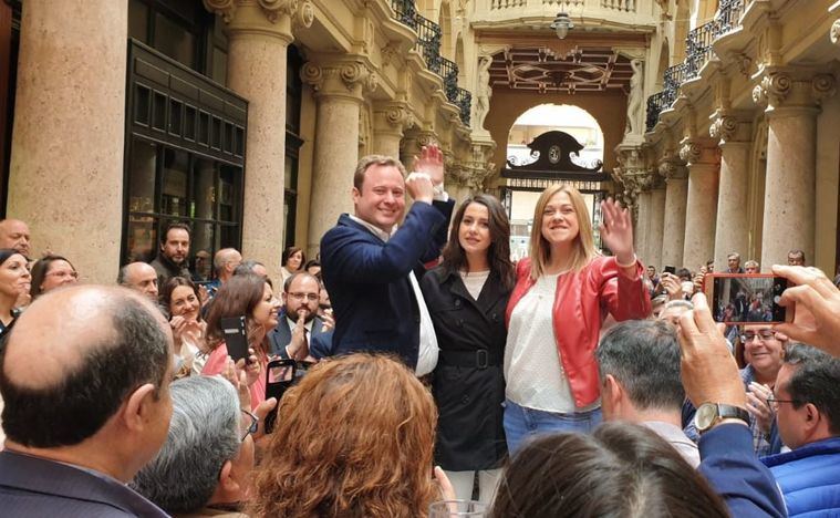Vicente Casañ (Ciudadanos) será alcalde de Albacete de 2019 a 2021 y los dos años siguientes cederá el bastón al socialista Emilio Sáez