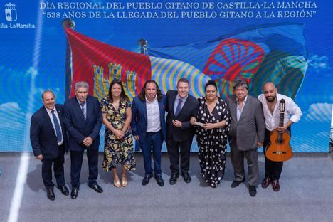 García-Page se compromete con llegar, en 2028, a los dos millones de euros de financiación para estrategias de integración del pueblo gitano