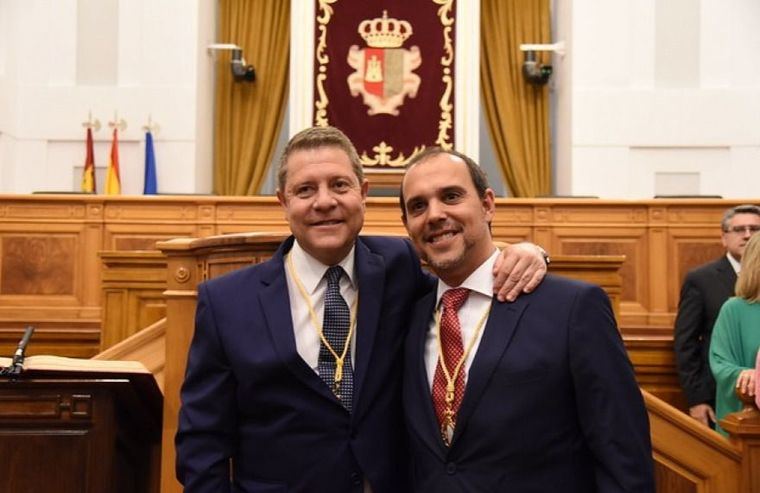 El presidente de las Cortes, Pablo Bellido, propone a García-Page como candidato a la Presidencia de la Junta