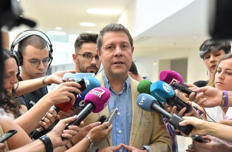 Emiliano García-Page anuncia “una catarata” de inversiones y una estrategia sobre empleo público a partir de octubre