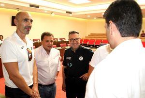 Manuel Serrano felicita a la delegación albaceteña de la Policía Local por las 7 medallas conseguidas en los Juegos Mundiales de Policías y Bomberos