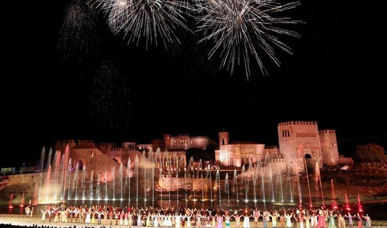 Puy du Fou inaugura el espectáculo nocturno ‘El Sueño de Toledo’