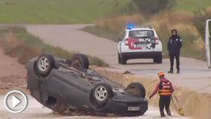 Mueren dos hermanos al ser arrastrado su coche por las riadas en Albacete a causa de la gota fría