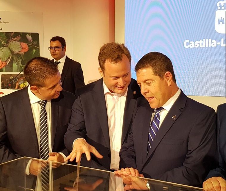 El presidente de Castilla-La Mancha se reúne este lunes en Albacete con el alcalde de la ciudad, Vicente Casañ
