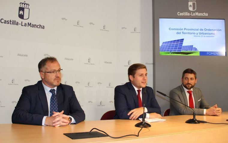 La Comisión de Ordenación del Territorio y Urbanismo de Albacete aprueba los trámites para tres proyectos de energía limpia