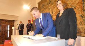 Cabañero reedita el “total compromiso” de la Diputación de Albacete con el Gobierno de la región rubricando el Plan Regional de Empleo