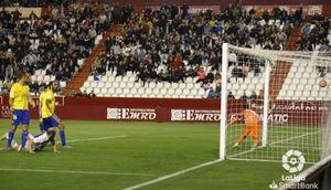 1-0. El Albacete se queda con los tres puntos frente al Cádiz
 