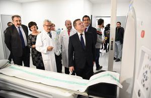 El Gobierno regional incorpora la tecnología más avanzada en Medicina Nuclear para Castilla-La Mancha