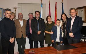 Recepción en el Ayuntamiento de Aguas Nuevas al joven deportista Luis Sánchez