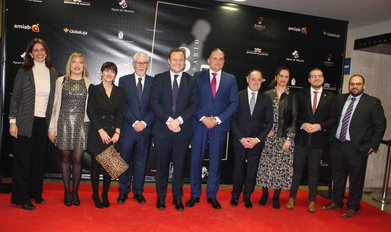 Casañ destaca el valor de un periodismo 'libre e independiente' en la gala del 35 aniversario de La Tribuna