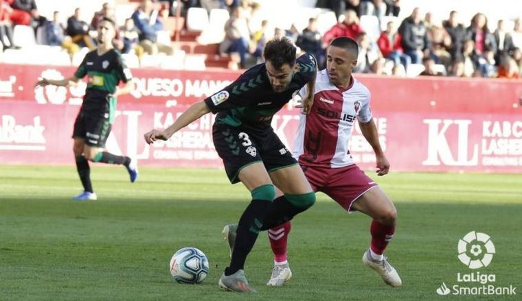 0-1. Un golazo de Qasmi da los tres puntos al Elche ante un pobre Albacete que se aleja de los primeros puestos