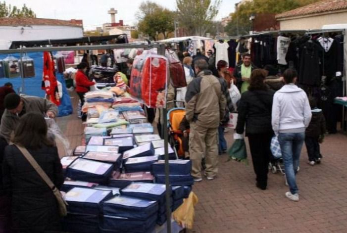 El mercadillo de Los Invasores de Albacete no cambiará sus fechas por las fiestas navideñas