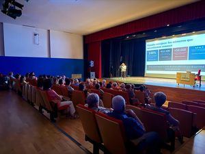 Serrallé afirma que “nuestros mayores deben recibir el mejor trato en las residencias, para fomentar su autonomía y participación”