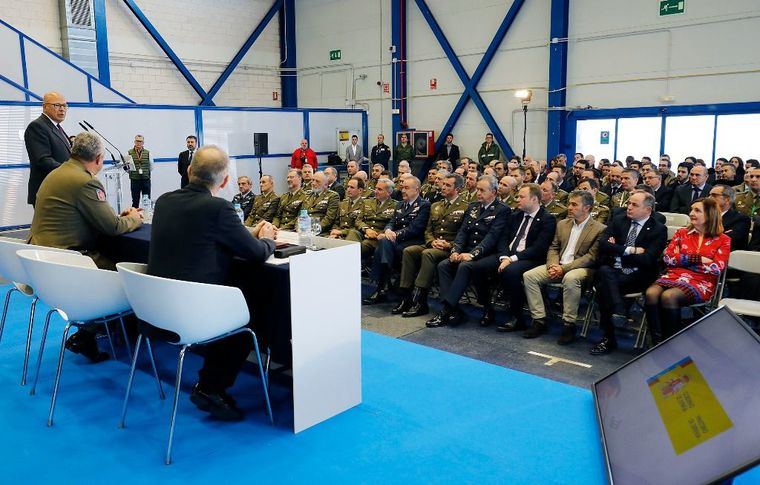 El alcalde de Albacete destaca el valor estratégico de Airbus Helicopters
