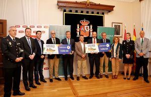 Fundación Eurocaja Rural, Grupo Tello Alimentación y CNP entregan a Cruz Roja y ASPRONA Albacete los 19.393 euros de su Carrera Solidaria