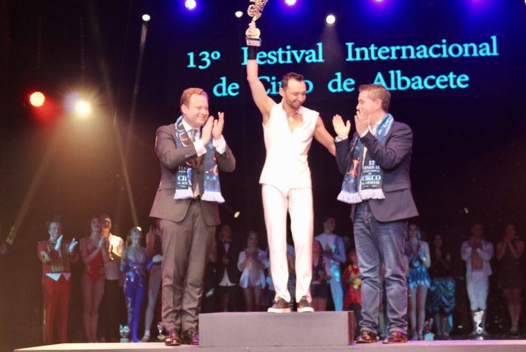 El trapecista ruso Oleg Spigin gana el Cirquijote de Oro del XIII Festival Internacional de Circo de Albacete