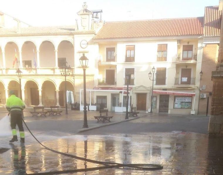  La Policía Local de Villarrobledo intervienen en la mañana de hoy en un bar que se encontraba abierto 