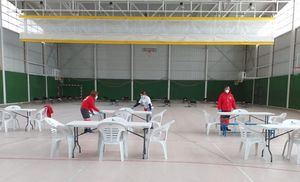 El Ayuntamiento habilita el polideportivo Jorge Juan para que las personas sin hogar pasen la cuarentena y abre el comedor de Feria para los escolares becados