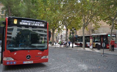 El servicio de autobús urbano en Albacete reduce sus frecuencias para minimizar el riesgo de contagios por COVID-19