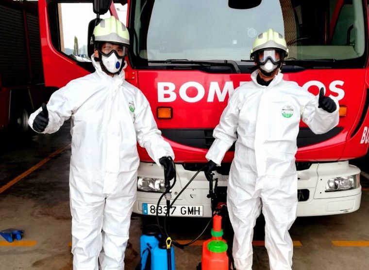 Los bomberos del SEPEI de Albacete cierran una nueva semana de intenso trabajo en la lucha común frente al COVID-19 