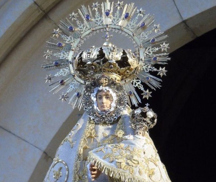 La Real Asociación de la Virgen de Los Llanos trabaja para que en la medida de lo posible los actos del mes de mayo puedan desarrollarse