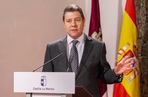 García-Page pide al PP que “apoye la iniciativa del Gobierno” de prolongar el estado de alarma “aunque sea con mucha crítica”