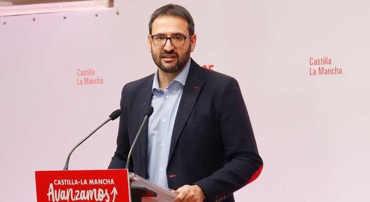 El PSOE de la región siente 'bochorno' tras leer 'las medidas del PP porque hay 20 párrafos repetidos y 23 medidas ya aprobadas'