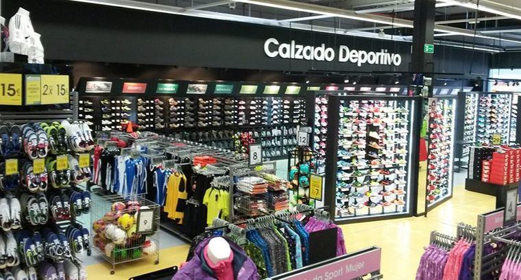 El Gobierno insiste en que los comercios están habilitados para realizar rebajas en la Fase 1