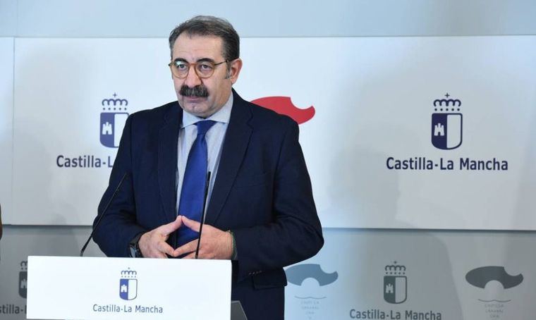 El consejero de Sanidad, Jesús Fernández Sanz, ha avanzado que ya se está trabajando para que Albacete, Ciudad Real y Toledo, puedan estar próximamente en Fase 3