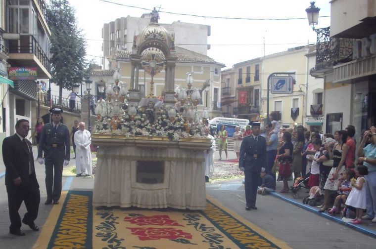 El recorrido del Corpus en Hellín, sin protagonistas