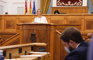 Ana Guarinos exige a Page que ponga fin a los “recortes sin precedentes” de los Gobiernos de España y de Castilla-La Mancha en el servicio de transporte público de la Región