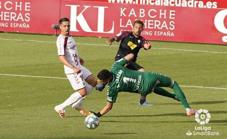 1-1. Zozulya rescata al Albacete y le complica el 'play off' al Sporting