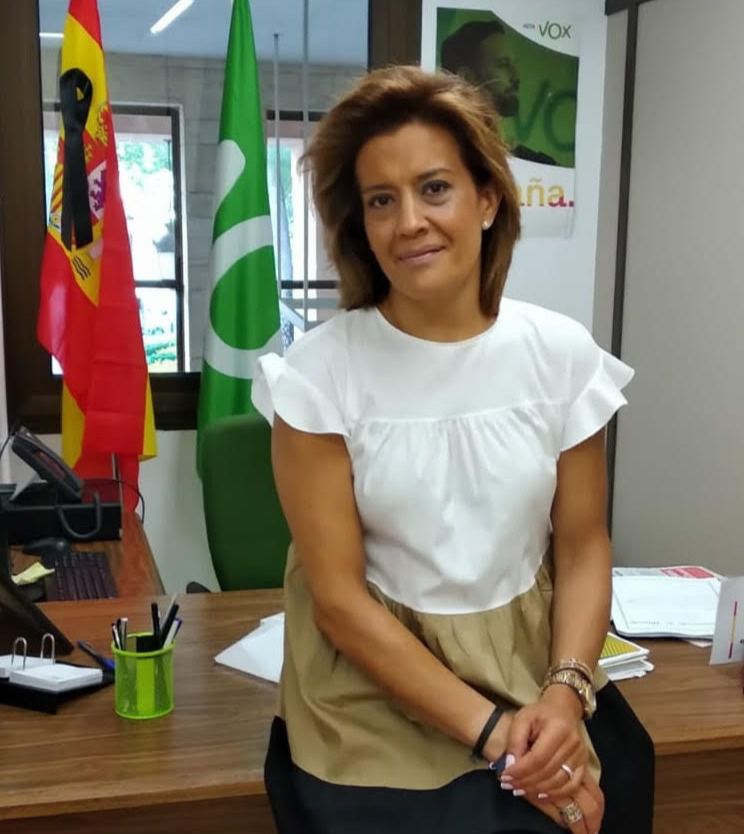 Rosario Velasco, portavoz de VOX en el Ayuntamiento: 'La Policía Local de Albacete ha recibido un kit de mascarillas, que no cumplen con los requisitos de homologación y están en la lista de alerta de la Unión Europea'