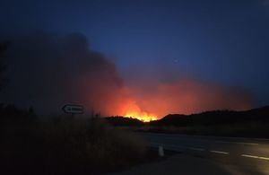 Incendios.- Trece medios y 61 personas trabajan en la extinción de un incendio en Férez. En Ayna 21 medios y 79 personas participan en la extinción de otro incendio