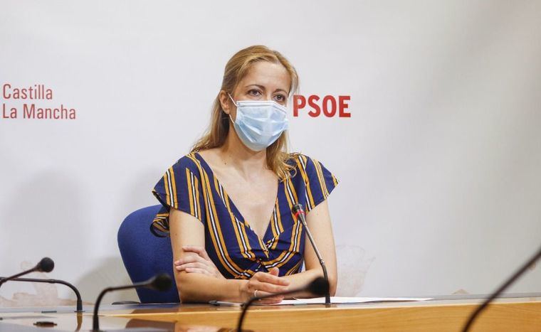 El PP afirma que Castilla-La Mancha es la región 'donde peor se ha gestionado la pandemia' y el PSOE ve 'ejemplar' la gestión de Page