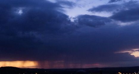 Protección Civil alerta por lluvias intensas y tormentas generalizadas sobre todo a Castilla-La Mancha, Madrid y Asturias