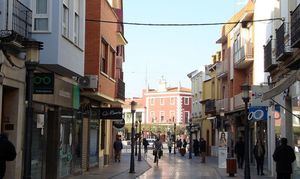 Un Juzgado impide que se prohíba fumar y se obligue a usar mascarilla en cualquier espacio de Alcázar de San Juan