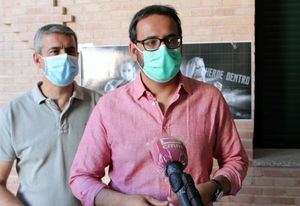 El PSOE dice a Paco Núñez que ni Ayuso ni Mañueco comparten ni comprenden sus medidas "populistas" contra la pandemia