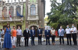 El alcalde de Albacete subraya la “obligación de perpetuar el patrimonio cuchillero” en el XVI aniversario del Museo de la Cuchillería