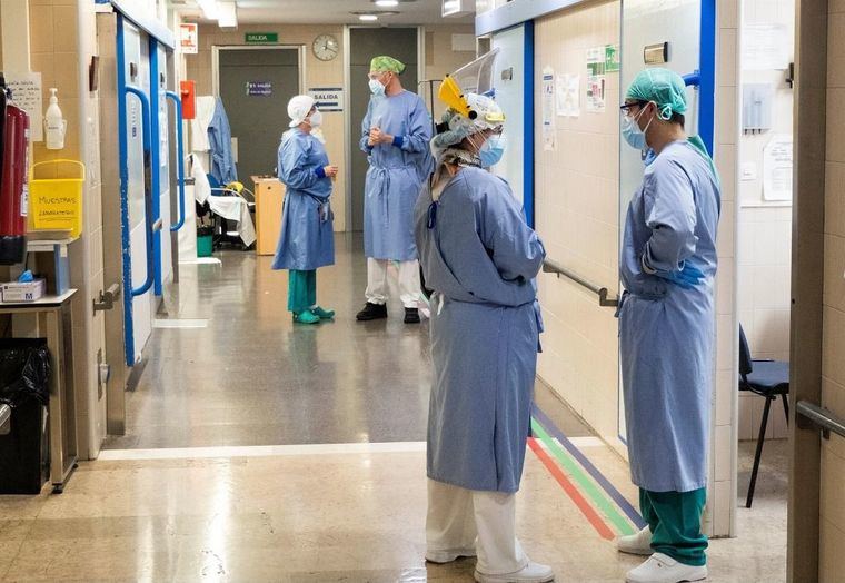 Coronavirus.- Castilla-La Mancha mantendrá 744 sanitarios contratados para las vacaciones de la plantilla y suma 90 para atención telefónica