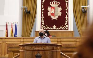 Alejandro Ruiz (Ciudadanos) valorará acciones legales contra Guarinos (PP) por leer en el pleno un mensaje suyo de WhatsApp