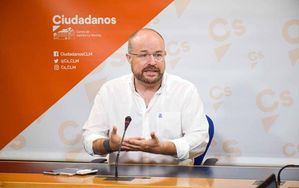 Ruiz ensalza a Vicente Casañ como alcalde 