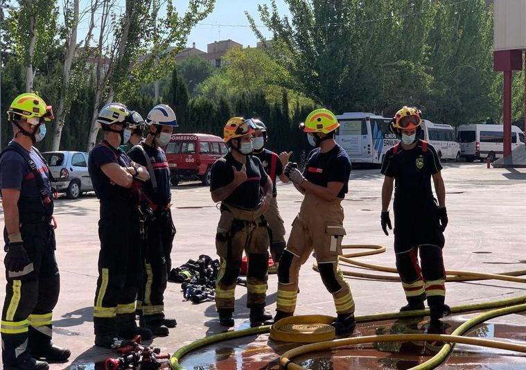 Los cuerpos de bomberos de 8 ciudades españolas mejoraron su formación y procedimientos en Albacete