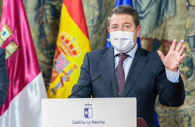 Page cree que la ausencia del Rey en Barcelona 'protege' al monarca y pide sacarle del debate político