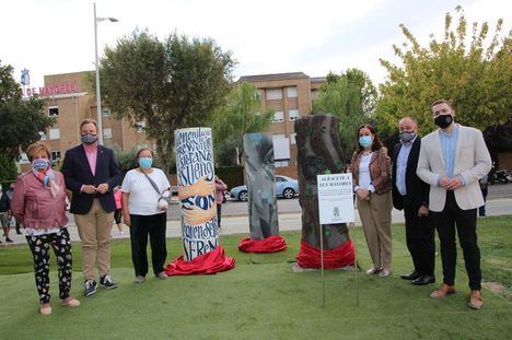 Albacete homenajea a sus mayores inaugurando un conjunto escultórico de arte participativo